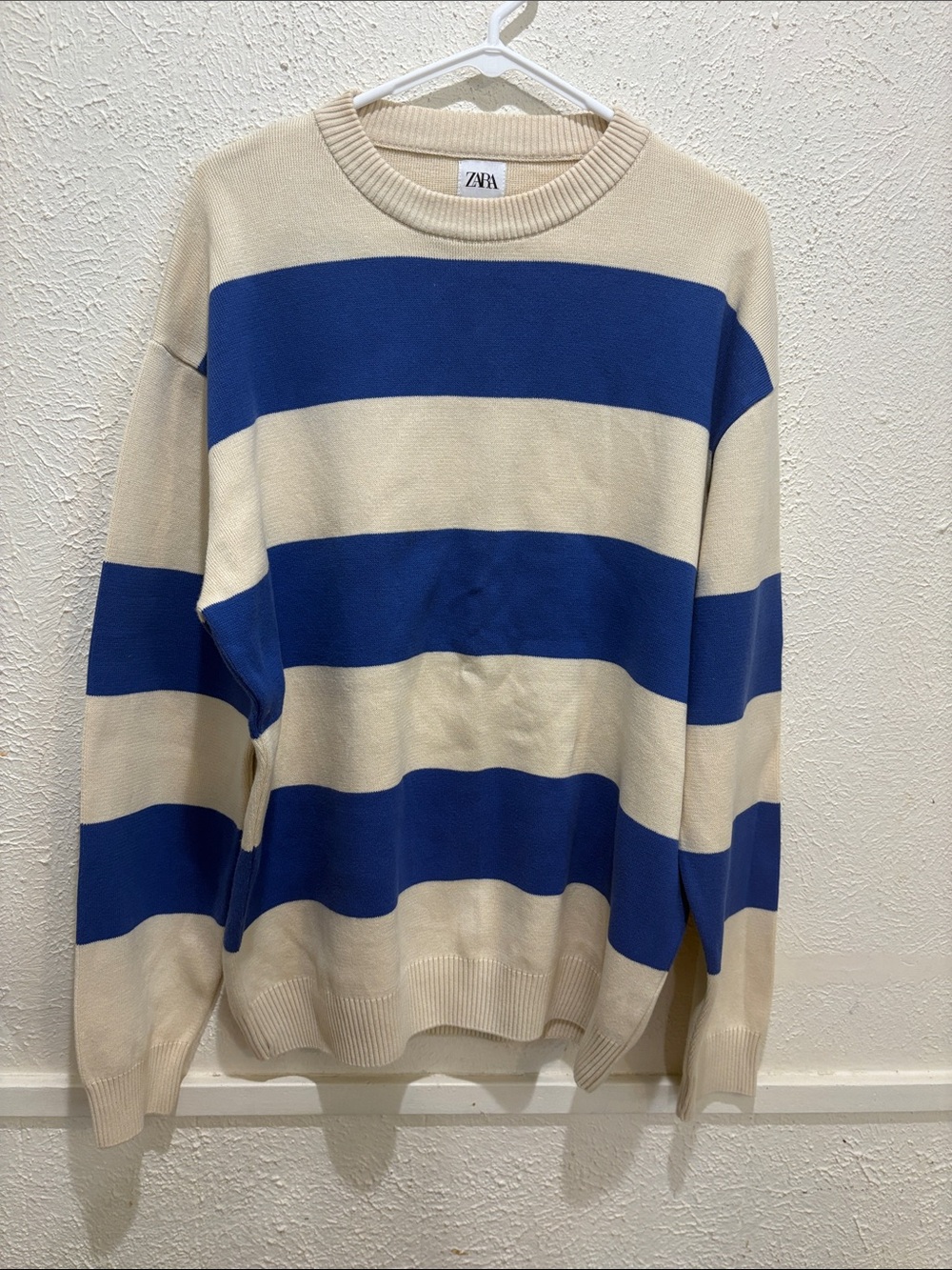 Zara Men’s Royal Blue and Cream Striped Crewneck Sweater